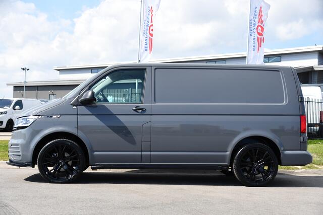 Volkswagen TRANSPORTER 2.0 TDI L1H1 28 Bulli Virtual Cockpit, Cruise, Camera, 150pk, LED, Airco, Trekhaak, Uniek!