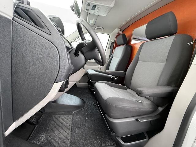 Volkswagen TRANSPORTER 2.0TDI L2H1 Trekhaak Euro 6 Navi Airco Cruise Control Pdc Executive Plus Schuifdeur+Raam Inbouwkasten Imperiaal Betonplex Vloer Wandbetimmering 1e Eigenaar Origineel Nederlandse Auto Dealeronderhouden