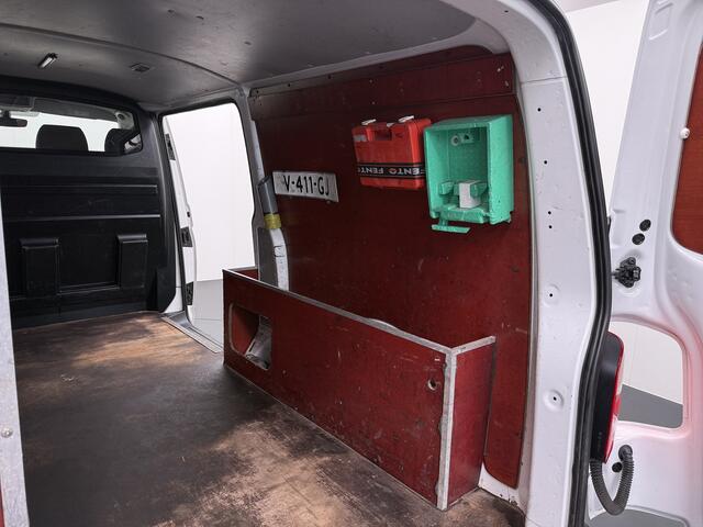 Volkswagen TRANSPORTER 2.0TDI L2H1 150pk Ecc Trekhaak Cruise-Control Verwarmde-Voorruit EURO6 Kasten-bouw Betonplex Comfortline Elektr. Ramen Centr.Vergrendeling Automatische Verlichting 2.500 kg trekvermogen