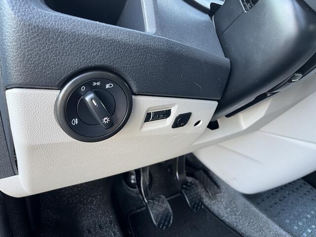 Volkswagen TRANSPORTER 2.0 TDI L2H1 DC Euro 6 Kipper open laadbak Airco trekhaak 2200kg trekgewicht 1e eigenaar Dealer onderhouden Telefoonverbinding Kieper P-up Doka Pritsche Ahk 2200kg