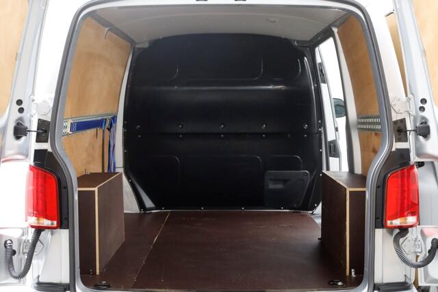 Volkswagen TRANSPORTER T6.1 2.0 TDI 150pk DSG-Automaat L1H1 LED/ACC/Navi/Camera 07-2023