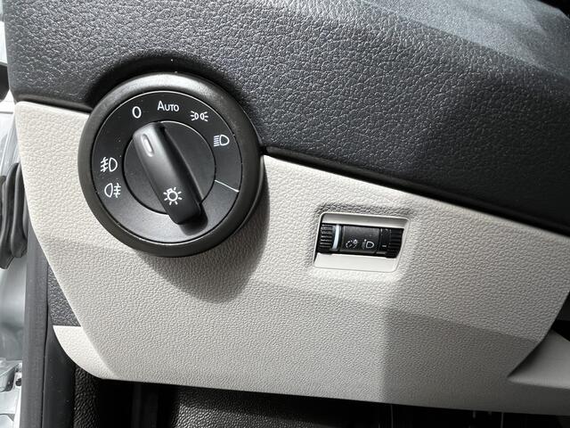 Volkswagen TRANSPORTER 2.0 TSI L2H1 Benzine / CNG Dubbele Schuifdeur Airco Cruise controle Bpm vrij Trekhaak Klep achter Omvormer Kastinrichting Standkachel Euro 6 Benzine Ideaal voor ombouw naar Camper !!