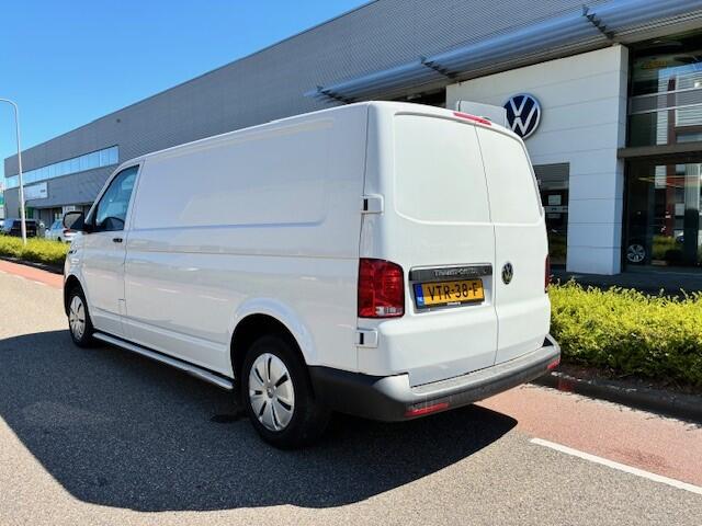 Volkswagen TRANSPORTER 2.0 TDI L2H1 28 / Parkeersensoren achter / Airco