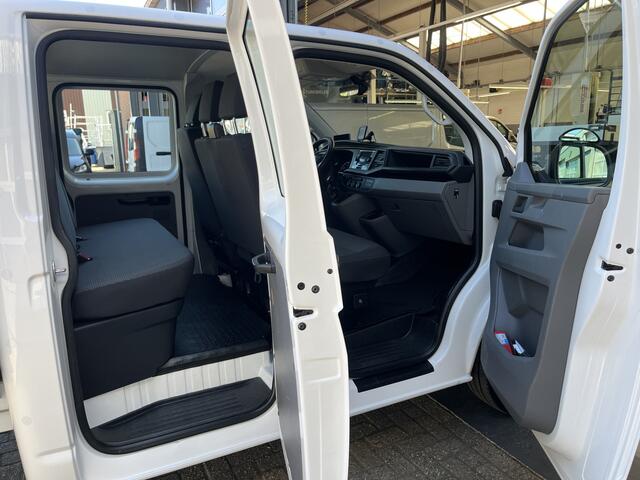 Volkswagen TRANSPORTER 2.0 TDI L2H1 DC Open laadbak Pick-up met Airco Cruise controle Trekhaak 2200kg trekgewicht Achterruitrij camera P-up Pick-up Openlaadbak