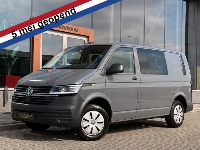 Volkswagen TRANSPORTER 2.0 TDI L1H1 28 | ACC | Dubbele Cabine | Stoelverwarming | Apple Carplay | Trekhaak | DAB | Dode Hoek | Trailer Assistent |