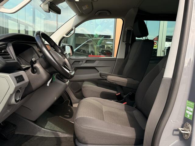 Volkswagen TRANSPORTER 2.0 TDI L1H1 28 | ACC | Dubbele Cabine | Stoelverwarming | Apple Carplay | Trekhaak | DAB | Dode Hoek | Trailer Assistent |