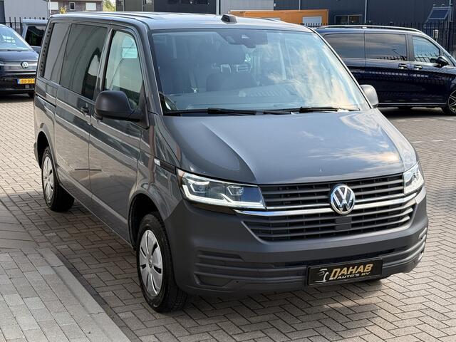Volkswagen TRANSPORTER 2.0 TDI L1H1 28 | ACC | Dubbele Cabine | Stoelverwarming | Apple Carplay | Trekhaak | DAB | Dode Hoek | Trailer Assistent |