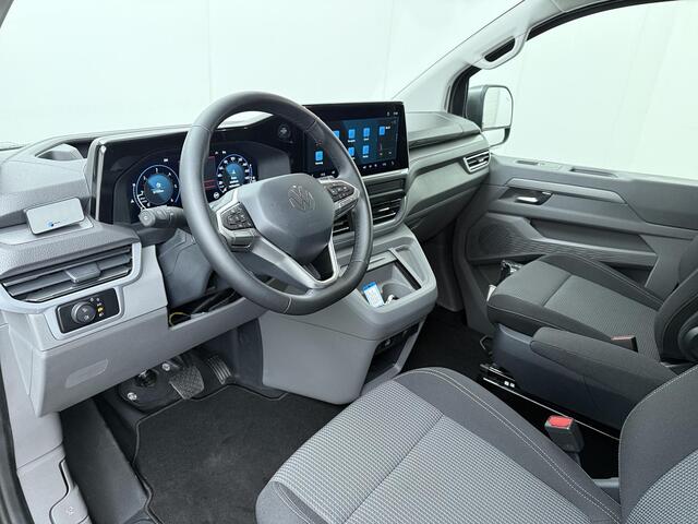Volkswagen TRANSPORTER Bedrijfswagens 2.0 TDI L1H1 28 Bulli 150Pk Automaat 8-Traps | Dubbele Cabine | BPM-vrij | 5-Persoons Comfortstoelen + Armleuningen | Navigatie Apple Carplay / Android Auto | PDC V + A + Achteruitrijcamera | Trekhaak