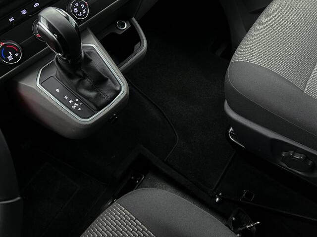 Volkswagen TRANSPORTER 2.0 TDI L1H1 28 Direct leverbaar! Rolstoebus / handbesturing / rolstoel lift / lock systeem