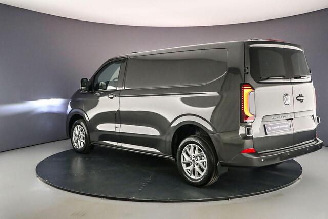 Volkswagen TRANSPORTER T7 2.0 TDI 150pk Automaat L1 Bulli | Achterdeuren met ruit | BPM-vrij | ACC | 360gr camera's | Navi | IQ-light LED koplampen | Betimmering | Trekhaak |