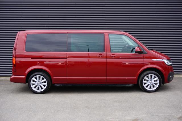 Volkswagen TRANSPORTER 204pk Automaat L2H1 Bulli Dubbele cabine LED Trekhaak Digitaal Dashboard Leder Navigatie Apple carplay 18" Velgen