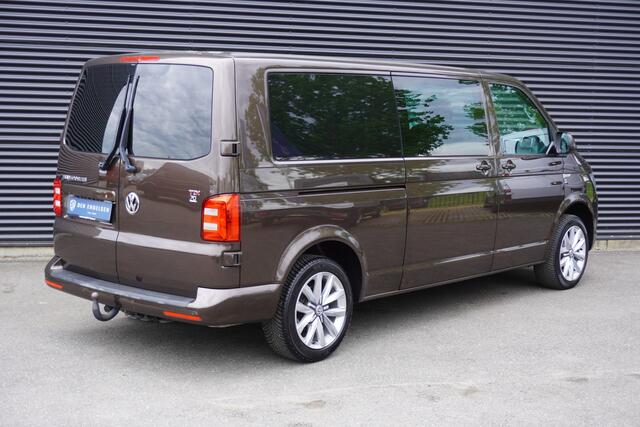 Volkswagen TRANSPORTER 204pk Euro6 Automaat L2H1 2x Schuifdeur Dubbele cabine Highline 70 Edition LED Navigatie Trekhaak Parkeersensoren Cruise control Stoelverwarming