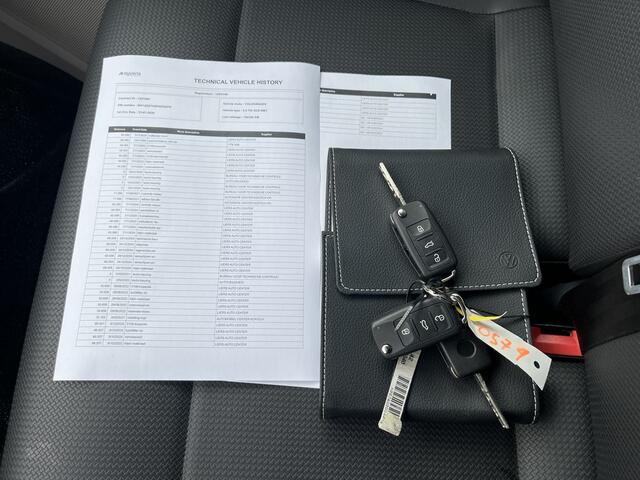 Volkswagen TRANSPORTER 2.0 TDI 102pk E6 Comfortline 3p Service bus Lease ¤276 p/m, Airco, Carplay, PDC, Sortimo inrichting, 2x Schuifdeur. Volledig onderhoudshistorie aanwezig