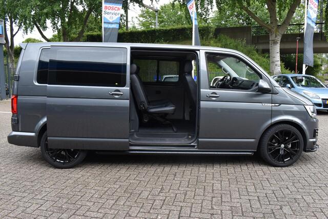 Volkswagen TRANSPORTER 2.0 TDI L2H1 DC Bulli Pack Comfortline Automaat | Trekhaak | Carplay Navigatie | Leder | Dubbel Cabine | 12 mnd BOVAG garantie | Whatsapp 06-53188999