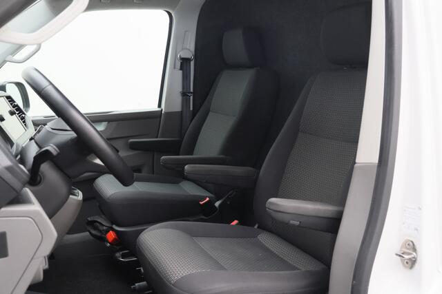 Volkswagen TRANSPORTER 2.0 TDI L2H1 30 DSG Cruise, Apple Carplay, Trekhaak, PDC