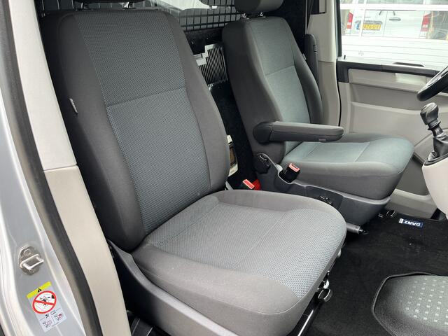 Volkswagen TRANSPORTER 2.0 TSI L2H1 Benzine Dubbele Schuifdeur Airco Cruise controle Bpm vrij Trekhaak Klep achter Omvormer Standkachel Euro 6 Benzine Ideaal voor ombouw naar Camper !!