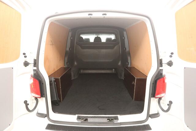 Volkswagen TRANSPORTER 2.0 TDI L2H1 | Dubbele Cabine | Aut. | Airco | Cruise | Camera | Carplay | 2xSchuifdeur