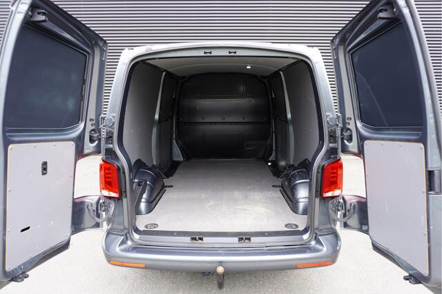 Volkswagen TRANSPORTER 150pk Automaat L2 2x Schuifdeur LED Trekhaak Apple Carplay ACC Cruise control Camera Parkeersensoren