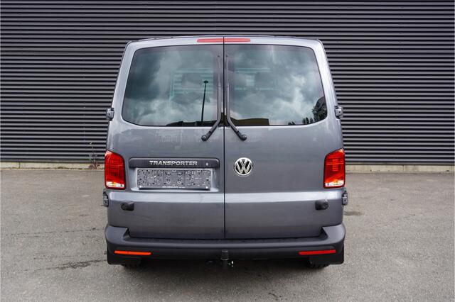 Volkswagen TRANSPORTER 150pk Automaat L2H1 Appe Carplay ACC Cruise control Airco Trekhaak 270° deuren