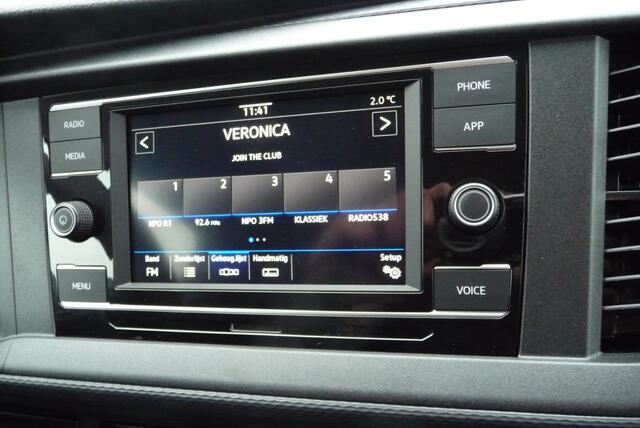 Volkswagen TRANSPORTER 90 pk 2.0 TDI 90 PK L1H1 26 Economy Business