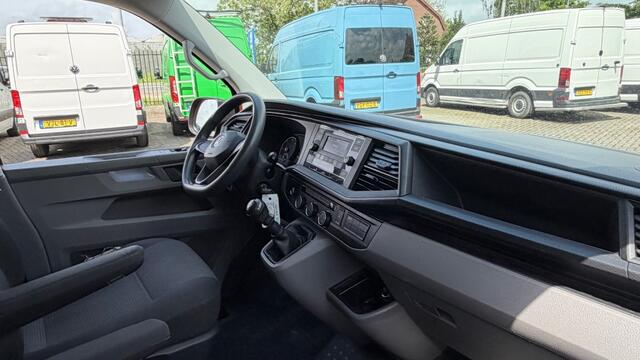 Volkswagen TRANSPORTER 2.0 TDI 81KW 110PK L2H1 EURO 6 AIRCO/ CRUISE CONTROL/ TREKHAAK/ RVS IMPERIAAL/ 100% DEALERONDERHOUDEN