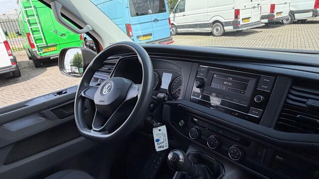 Volkswagen TRANSPORTER 2.0 TDI 81KW 110PK L2H1 EURO 6 AIRCO/ CRUISE CONTROL/ TREKHAAK/ RVS IMPERIAAL/ 100% DEALERONDERHOUDEN