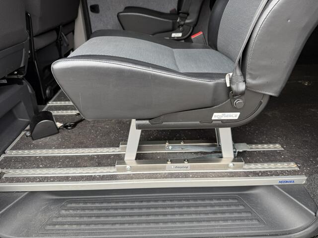 Volkswagen TRANSPORTER 5+1 Rolstoelbus 2.0 TDI L2H1 DC Highline (Zeer mooie en complete rolstoelbus met Automaat!)