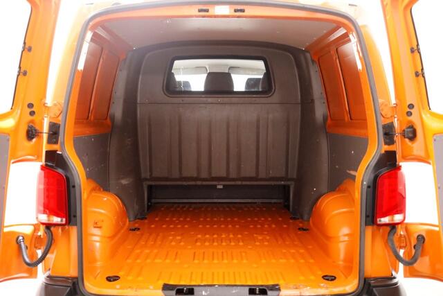 Volkswagen TRANSPORTER T6.1 2.0 TDI 110pk Lang D.C. Airco/Navi/Camera 04-2021