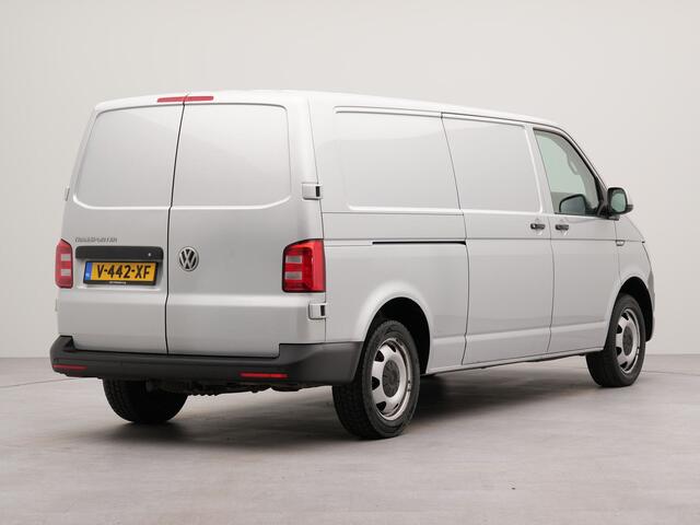 Volkswagen TRANSPORTER 2.0 TDI L2H1 Highline AUT 204PK TREKHAAK 2500 KG 3200kg GVW