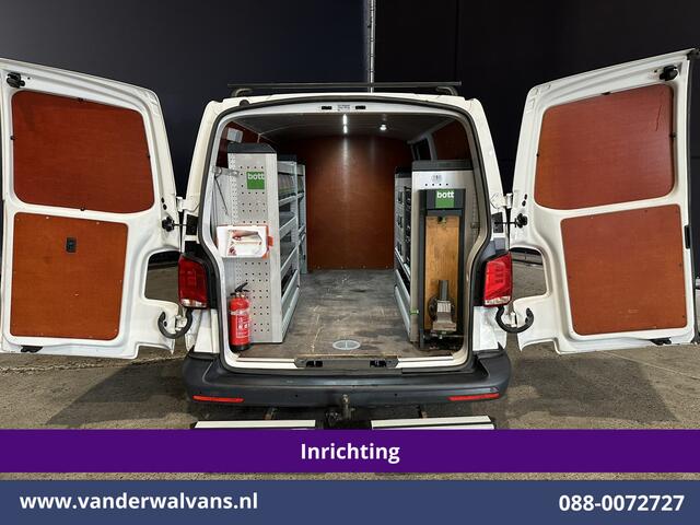 Volkswagen TRANSPORTER 2.0 TDI 150pk L2H1 Inrichting Euro6 Airco | Omvormer | Camera | 2500kg Trekhaak | Apple Carplay Android Auto, Cruisecontrol, Parkeersensoren, Dakdragers
