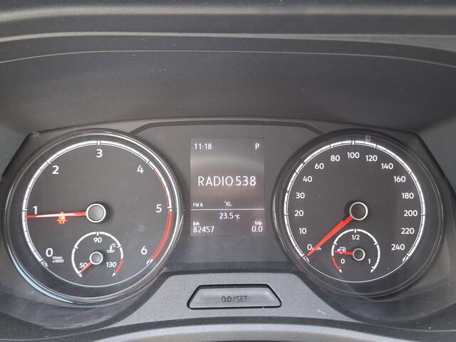 Volkswagen TRANSPORTER 2.0 TDI L2H1 32 | Android/Apple Carplay | Achteruitrijcamera | PDC Achter | Cruise Control | Airco |