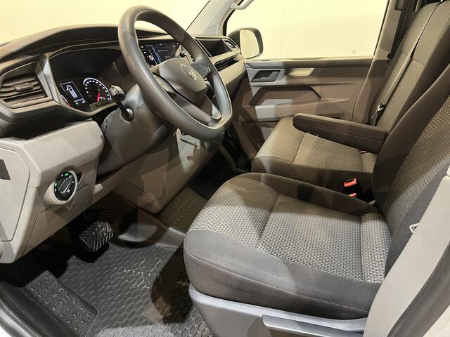 Volkswagen TRANSPORTER 2.0 TDI L1H1 150 PK Automaat / Euro 6 / Airco / CarPlay / Cruise Control Adap. / Navigatie / PDC / 3-Zits