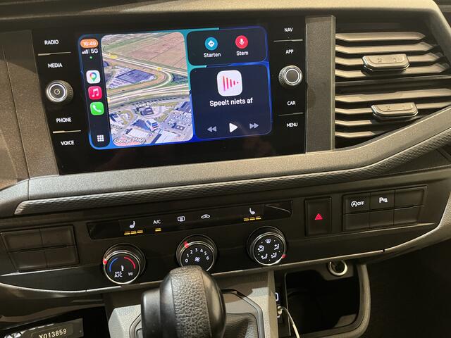 Volkswagen TRANSPORTER 2.0 TDI L1H1 150 PK Automaat / Euro 6 / Airco / CarPlay / Cruise Control Adap. / Navigatie / PDC / 3-Zits