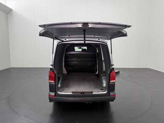 Volkswagen TRANSPORTER 2.0TDI 150PK DSG Automaat | Navigatie | Camera | 3-Zits | Airco | Betimmering