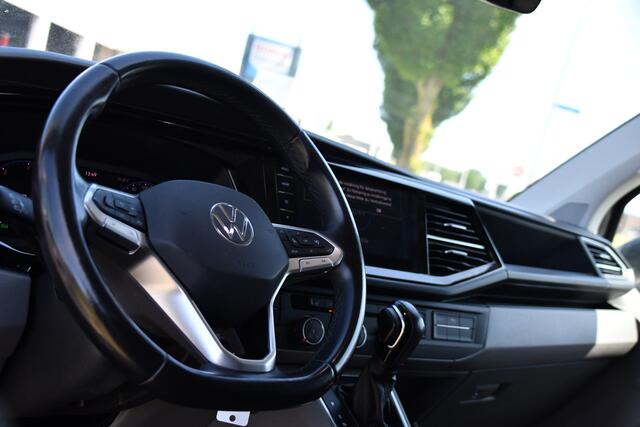 Volkswagen TRANSPORTER 2.0 TDI L2H1 30 Bulli Virtual Cockpit, Adaptieve Cruise, Camera, 150pk, 2 x Schuifdeur, Stoelverwarming, Standkachel, LED, Automaat, Uniek!