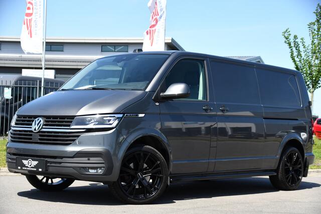 Volkswagen TRANSPORTER 2.0 TDI L2H1 30 Bulli Virtual Cockpit, Adaptieve Cruise, Camera, 150pk, 2 x Schuifdeur, Stoelverwarming, Standkachel, LED, Automaat, Uniek!