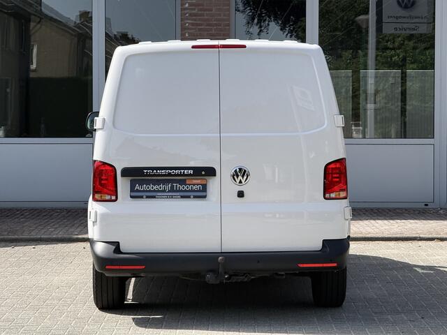 Volkswagen TRANSPORTER 2.0 TDI L2H1 28 | Trekhaak | Camera