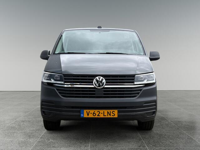 Volkswagen TRANSPORTER 2.0 TDI 150 pk L2 Betimmering | App connect | PDC | Cruise | trekhaak