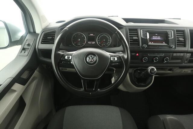 Volkswagen TRANSPORTER 2.0 TDI 150PK 2500KG Trekgew. L1H1 | Marge | Airco | Adap. Cruise | 3 Zits | Trekhaak | LED