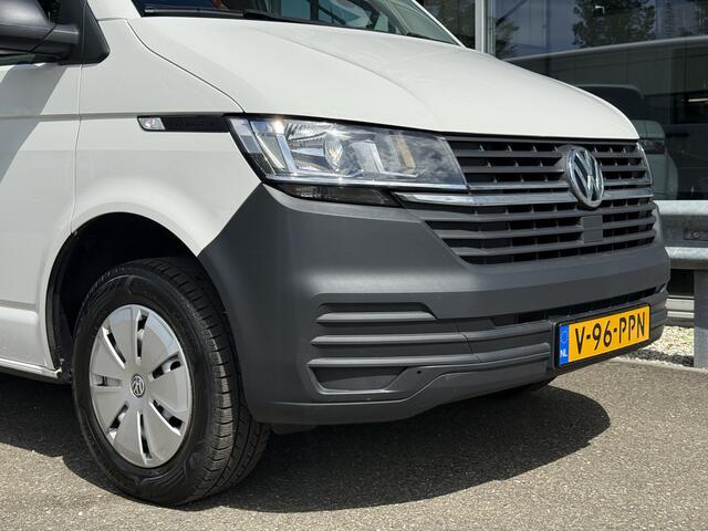 Volkswagen TRANSPORTER 2.0 TDI L1H1 30 Comfortline | 2X Schuifd. | ACC | Carplay | Camera | Trekhaak | Navi