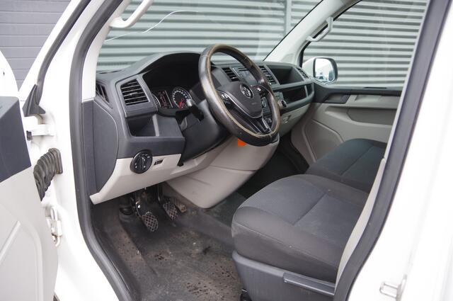 Volkswagen TRANSPORTER 2.0 TDI L2 Highline 3-ZITS, EURO6! NAVI, CRUISE, AIRCO, PARKEERSENSOREN, NAP, NL AUTO