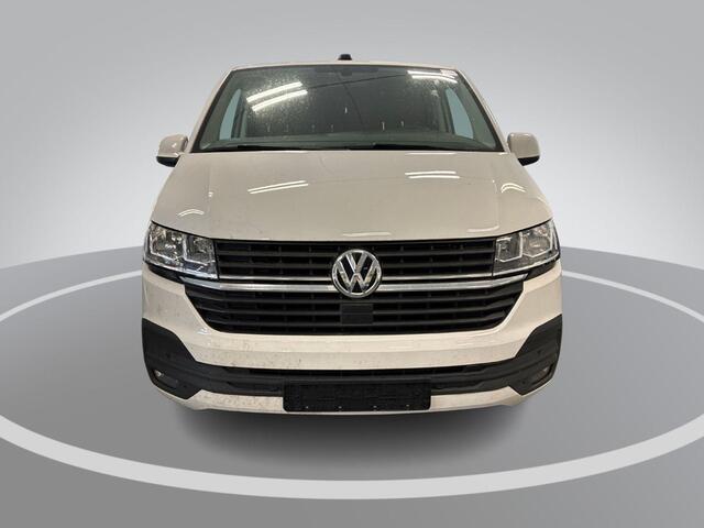 Volkswagen TRANSPORTER 2.0 TDI 150pk DSG L1H1 28 Bulli · Apple/Android Car Play · Afneembare Trekhaak · Cruise Control · Airco · Navigatie · Parkeersensoren ·