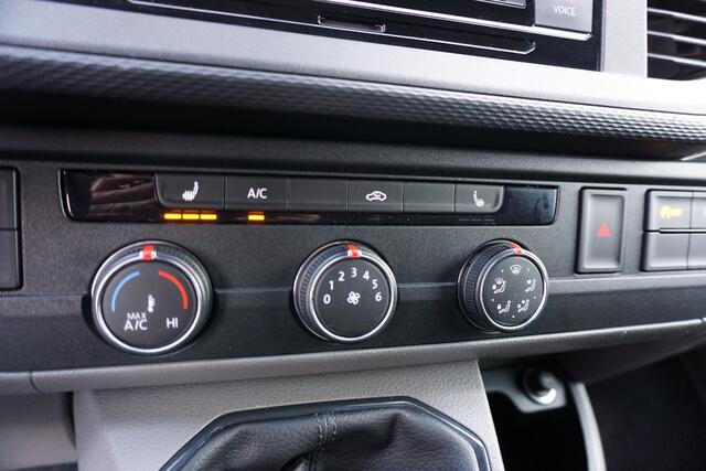Volkswagen TRANSPORTER 150pk Automaat 2x Schuifdeur L1H1 Trekhaak Apple Carplay ACC Cruise control Stoelverwarming