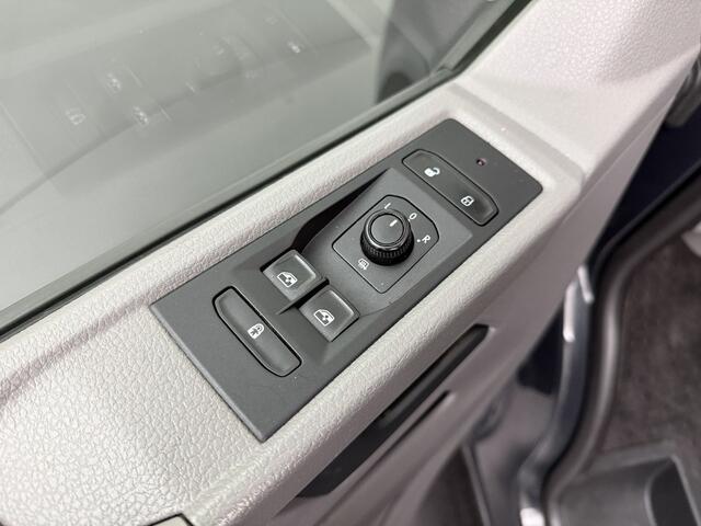 Volkswagen TRANSPORTER 2.0TDI Business | Trekhaak | Airco | Cruise | 3-Zits | Trekhaak