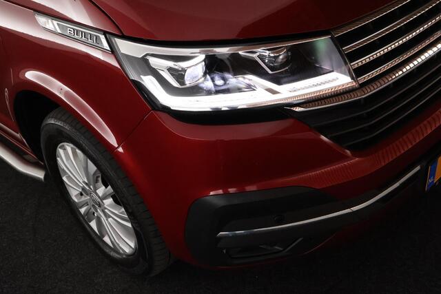 Volkswagen TRANSPORTER 2.0 TDI 150pk DSG L2H1 32 DC Bulli Trekhaak Camera Leder LED Virtual Cockpit Navigatie