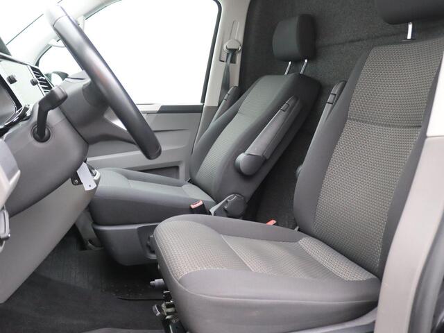 Volkswagen TRANSPORTER 2.0 TDI L2H1 28 Highline 150 PK DSG Dubbele schuifdeur, Lat om lat betimmering, Trekhaak, Parkeersensoren voor en achter, Achterklep, 16" LM Velgen, Zijschuifdeur links en rechts, Adaptieve Cruise Control, Navi, PDC voor en achter