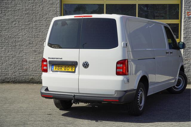 Volkswagen TRANSPORTER 2.0 TDI L2H1 BJ2019 Trekhaak | Airco | Cruise control | Getint glas | Tussenschot+raam | Zijdeur | Achterdeuren+raam