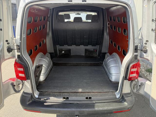 Volkswagen TRANSPORTER 2.0 TDI L2H1 DC Highline