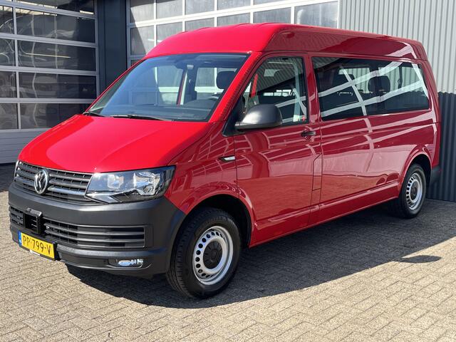 Volkswagen TRANSPORTER Kombi 2.0 TDI L2H2 150pk DSG Airco Cruise control Parkeersensoren achter Navigatiesysteem Telefoonverbinding Euro 6 Ideaal voor camperombouw! 8-Persoons