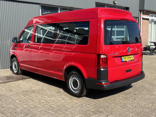 Volkswagen TRANSPORTER Kombi 2.0 TDI L2H2 150pk DSG Airco Cruise control Parkeersensoren achter Navigatiesysteem Telefoonverbinding Euro 6 Ideaal voor camperombouw! 8-Persoons